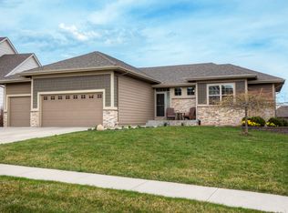 15109 Bryn Mawr Dr, Clive, IA 50325