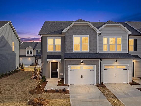 2nd image of 2822 Rodeo Ct