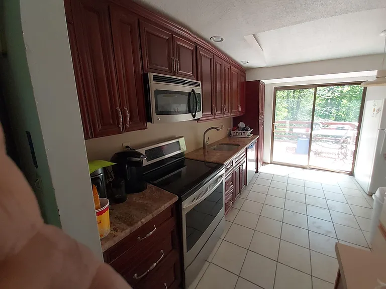 63 Deerfield Dr — Photo 13