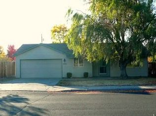 1555 SW 17th St, Redmond, OR 97756