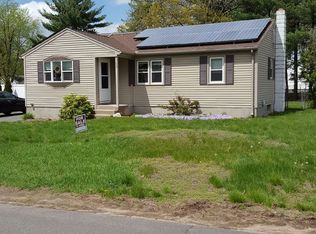 36 Campbell Dr, Easthampton, MA 01027
