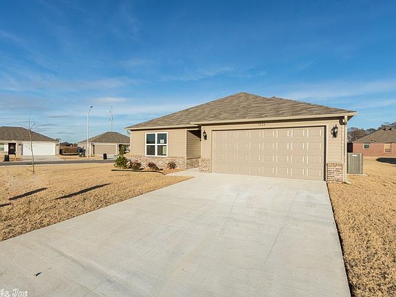 3rd image of 1424 Juniper Dr