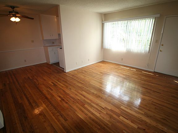 4th image of 1162 N Gardner St APT 2