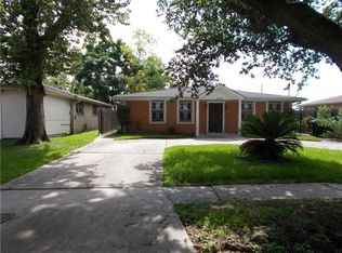 4939 Wright Rd, New Orleans, LA 70128