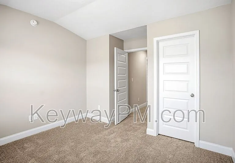 2099 Denmark Ave SE — Photo 18