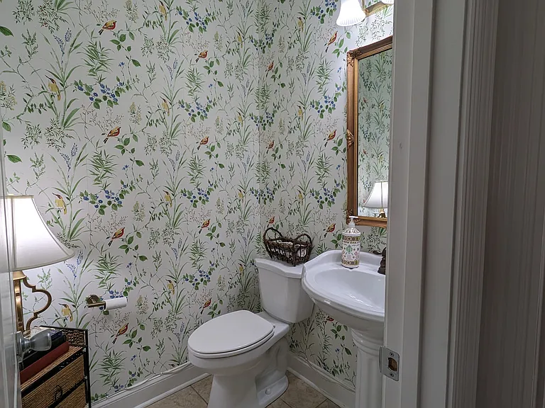 647 Carpenter Way — Photo 25