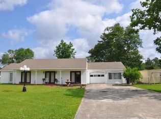 106 Houston Dr, Westlake, LA 70669