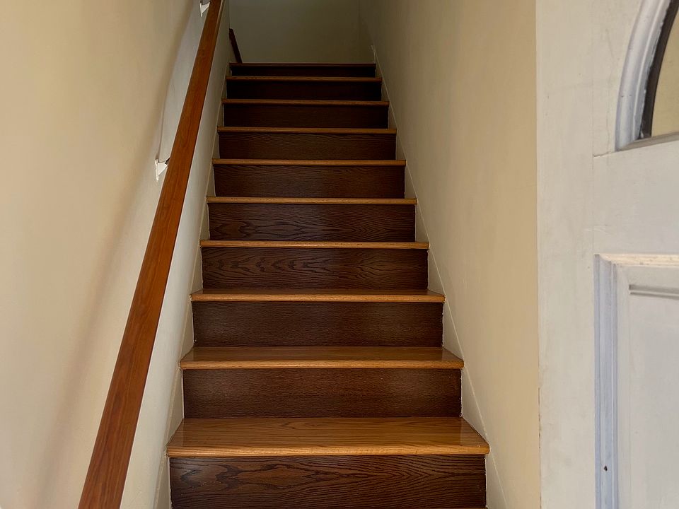 Entry stairs
