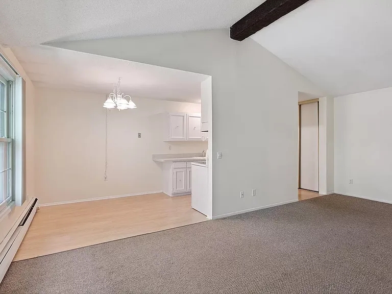 819 Smetana Rd #7 — Photo 3