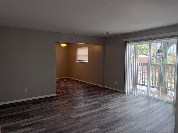 3rd image of 405 Woodland Ave #E