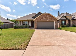 1728 W Zachary Way, Mustang, OK 73064