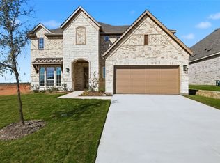 525 Carriage Hill Rd, Midlothian, TX 76065