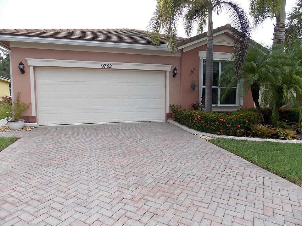 1st image of 9752 SW Eastbrook Circle