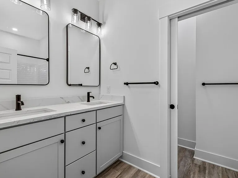 405 Oak Hammock Ct — Photo 46