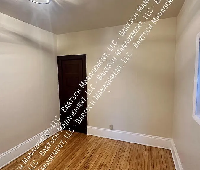 3279 S Pine Ave — Photo 12