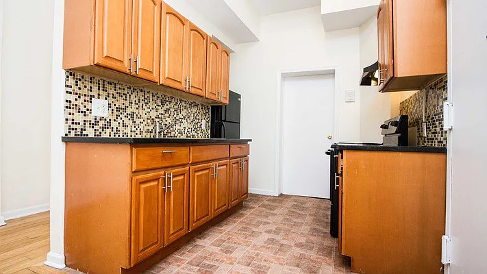 Rented by Nooklyn NYC LLC | media 18