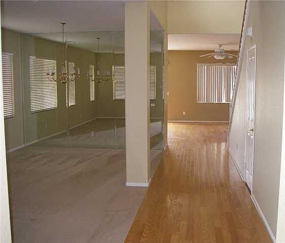 2nd image of 1377 Owen Dr