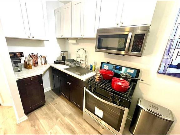 4th image of 4310 S King Dr #3E
