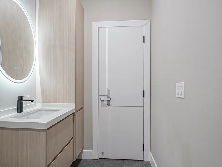 4432 Wingate St #302 — Photo 13