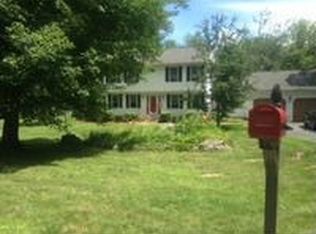 7 Viewpoint Dr, Hooksett, NH 03106