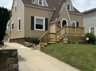 2745 S 68th STREET, Milwaukee, WI 53219