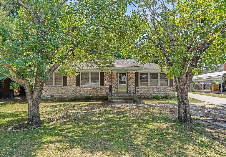 3301 Westmont Dr — Photo 1