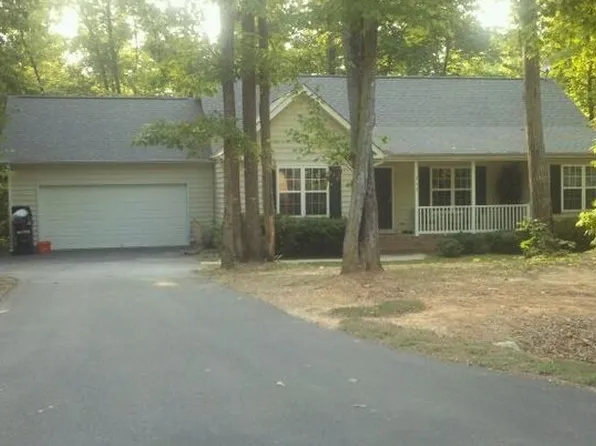 305 Bee Balm Ct, Chapel Hill, NC 27302