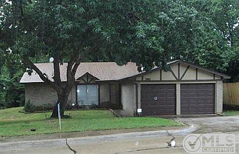 1st image of 3905 Raywood Dr