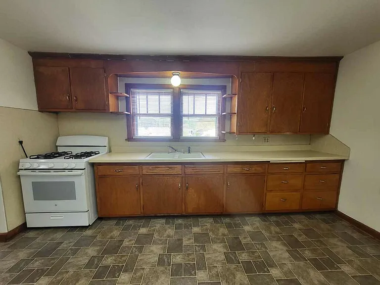 106 S Richmond Ave #A — Photo 8