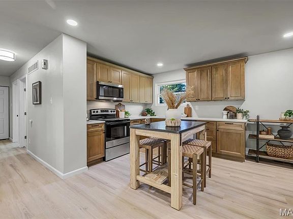 5th image of 707 Karon Dr