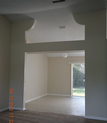 4th image of 2049 Hillview Cir