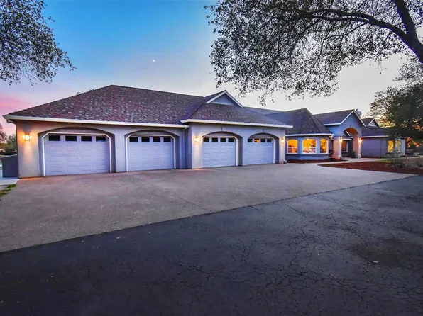 10071 Vine Spring Rd, Sonora, CA 95370