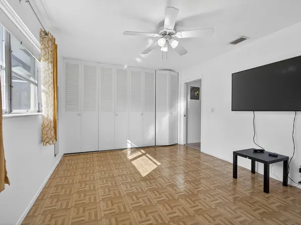 2833 Crosley Drive W #C, West Palm Beach, FL 33415