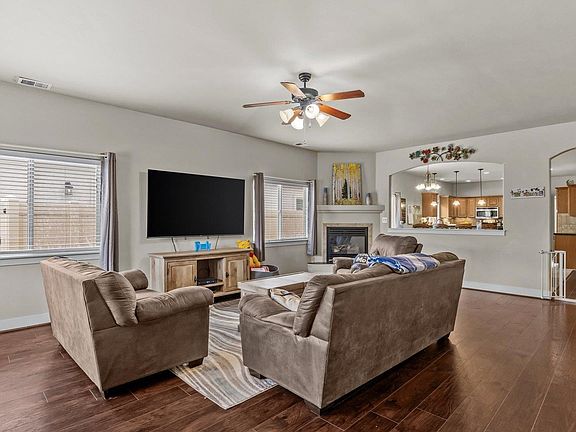 5th image of 214 Love Mesa Dr