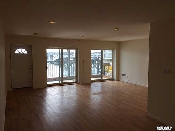 3rd image of 67 Orchard Beach Blvd APT 6