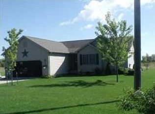 305 S Sterling St, Ashley, MI 48806