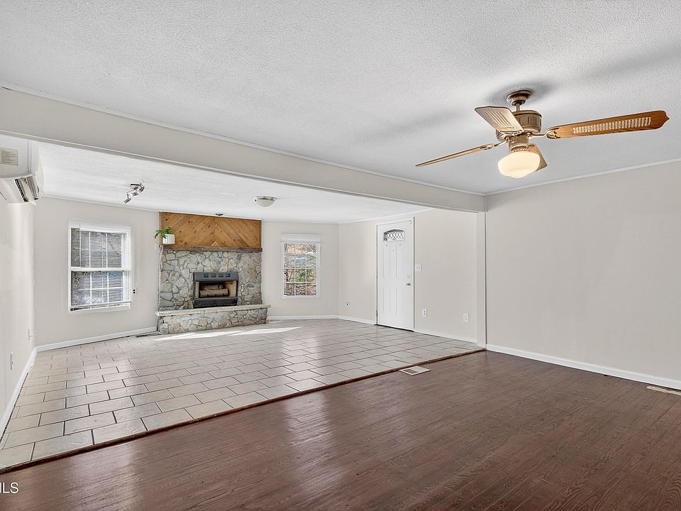 16th image of this home