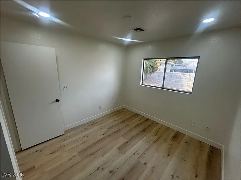5900 Fawn Ave — Photo 13