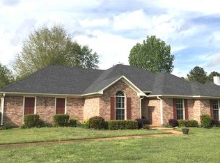 1225 Crossview Ct, Brandon, MS 39042