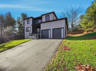 287 Whitney Ave, Holyoke, MA 01040