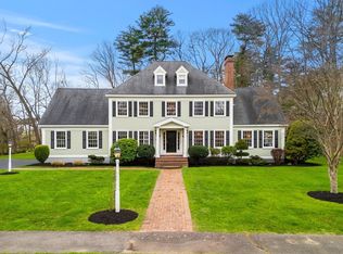 14 Thoreau Cir, Beverly, MA 01915