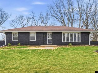 205 Wildwood Rd, Council Bluffs, IA 51503