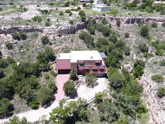 5th image of 126 N Timbercreek Dr