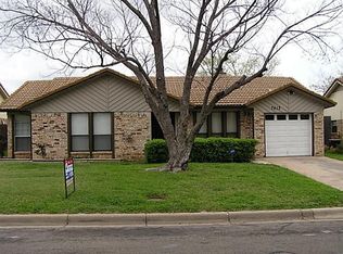 7413 Ridge Rd W, Fort Worth, TX 76133