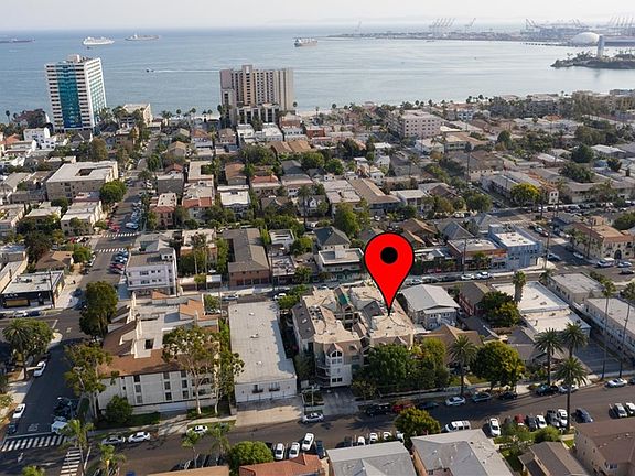 4th image of 1739 East Broadway