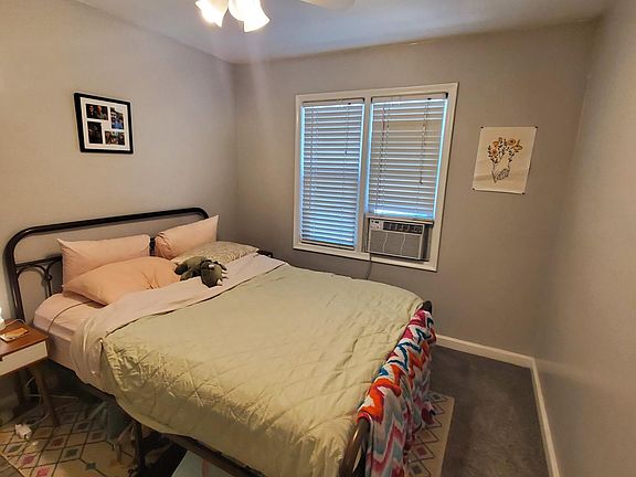 3rd image of 2704 S Alden St #2704