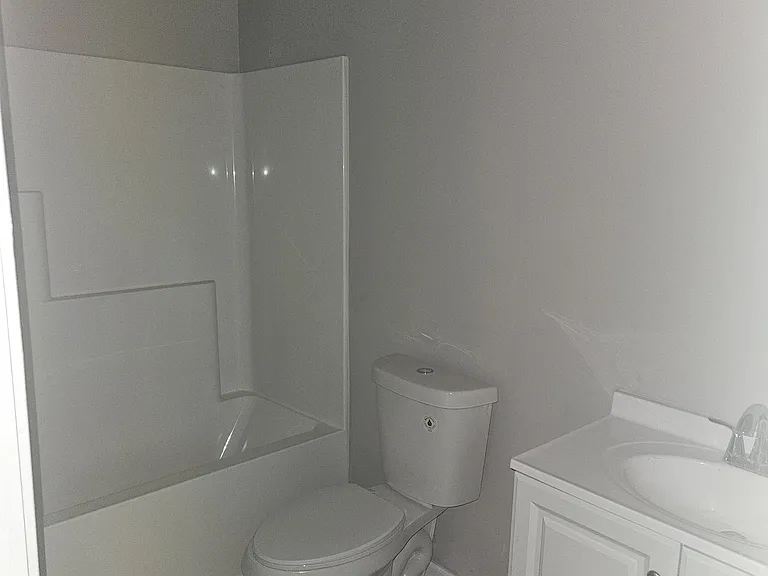 1121 Cedar St — Photo 6