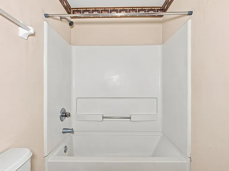 7817 Astra Cir — Photo 44