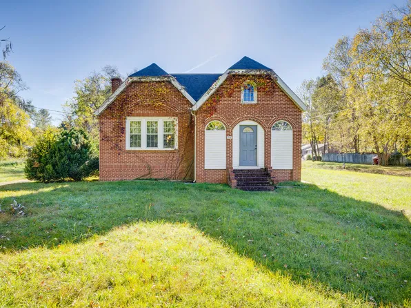 1907 Cherokee Rd, Johnson City, TN 37604