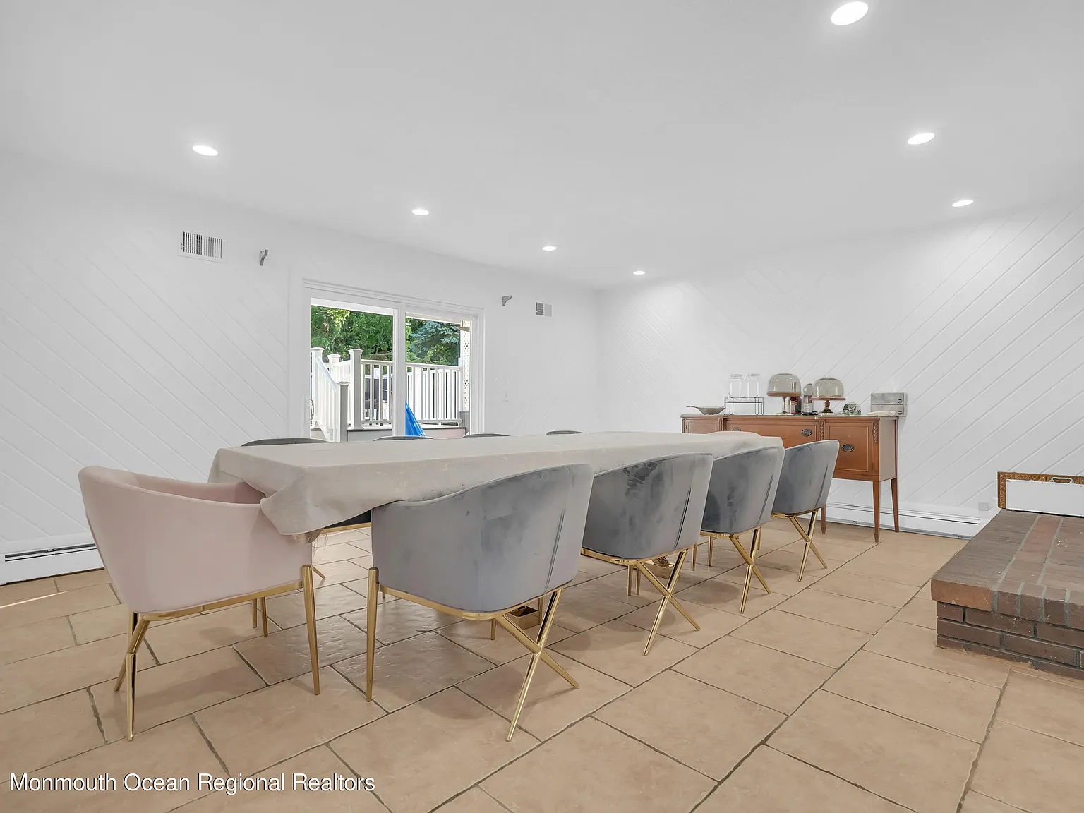 7 bed, 3.5 bath, 2580 sqft, $4,000 — Photo 4